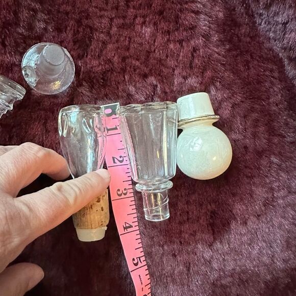 Vintage crystal or glass - 7 wine or decanter or bottle stoppers - Picture 3 of 4